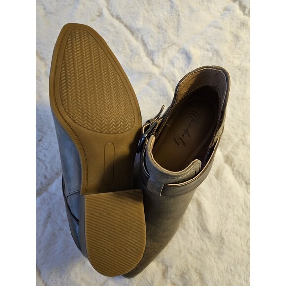Wonderly Booties Women's Sz 6.5 Ankle Boots Tan Brown Buckle EUC - Picture 4 of 9
